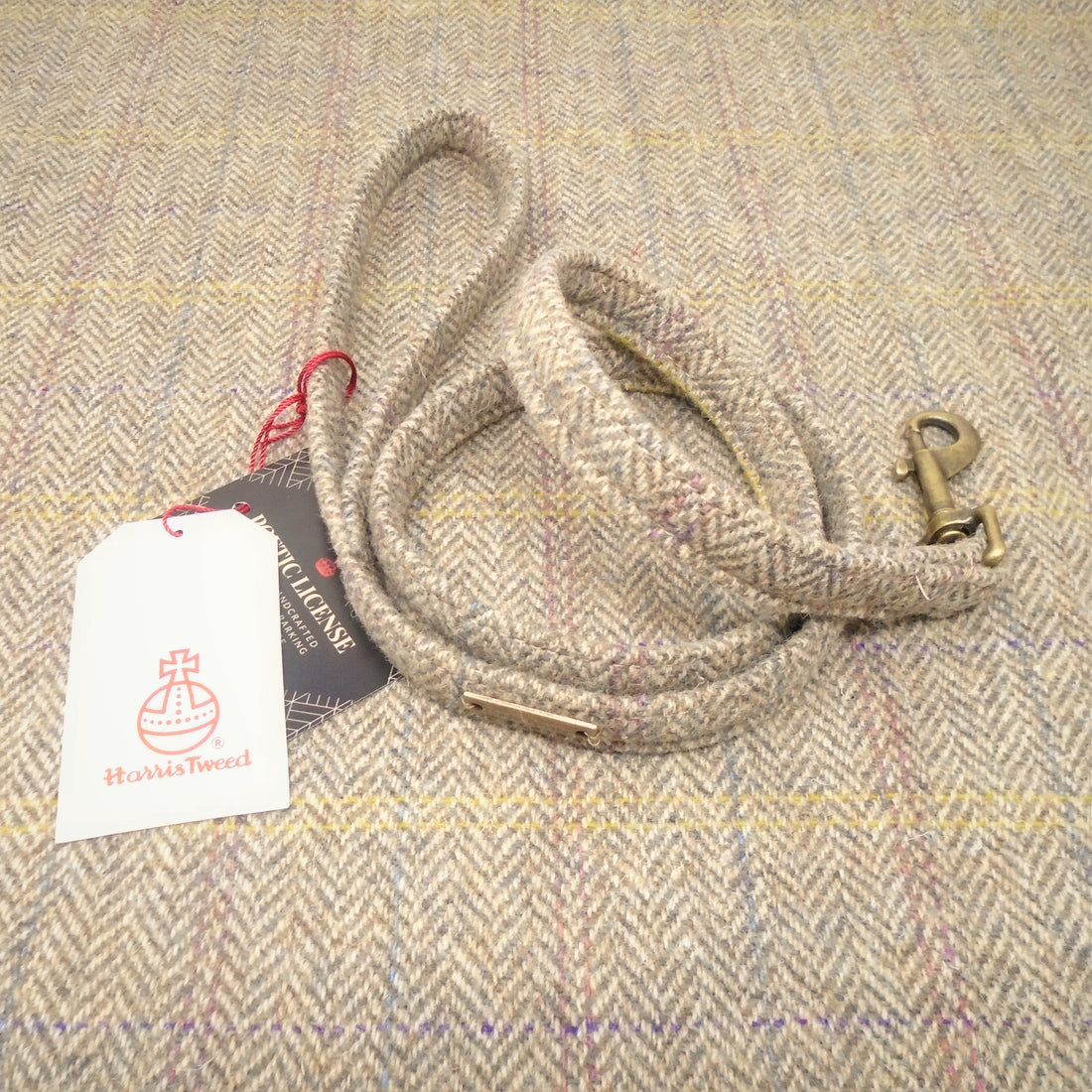 oatmeal herringbone harris tweed dog lead